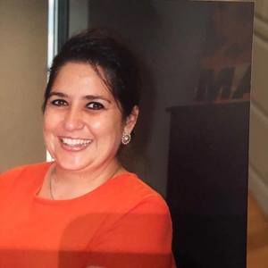 Meet your Posher, Debbie